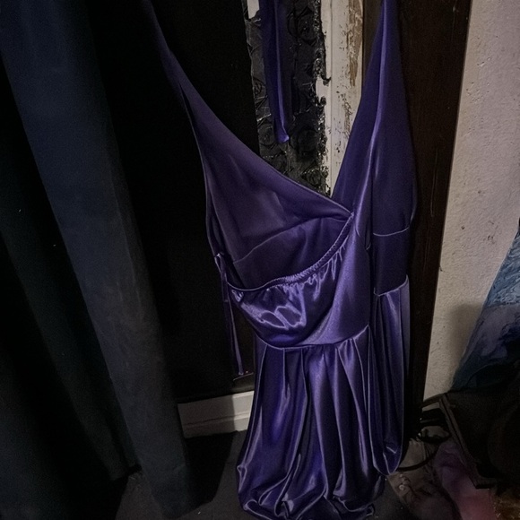 Purple satin 100%polyester dress size:s - Picture 3 of 4
